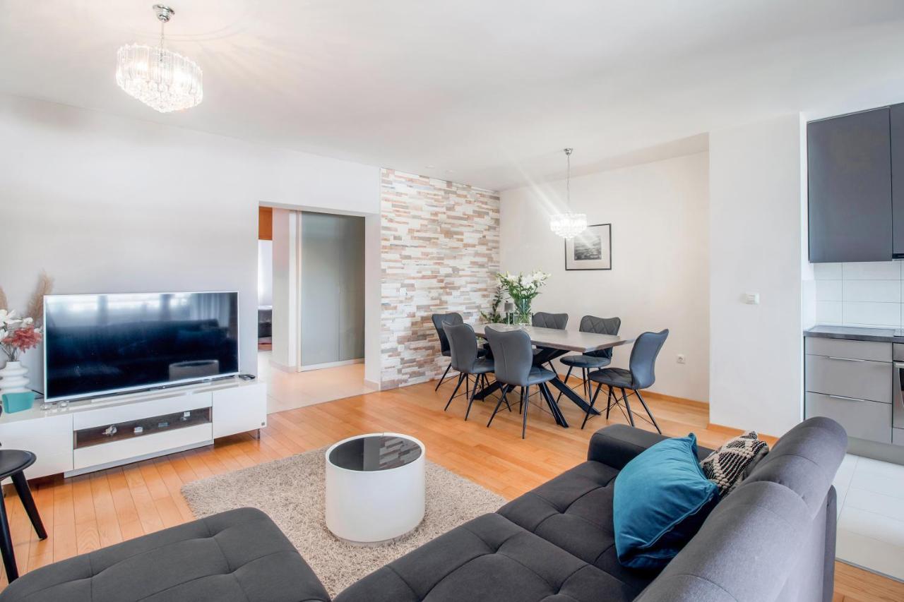 Apartment Montesa Zadar With Free Parking And Balcony Kültér fotó