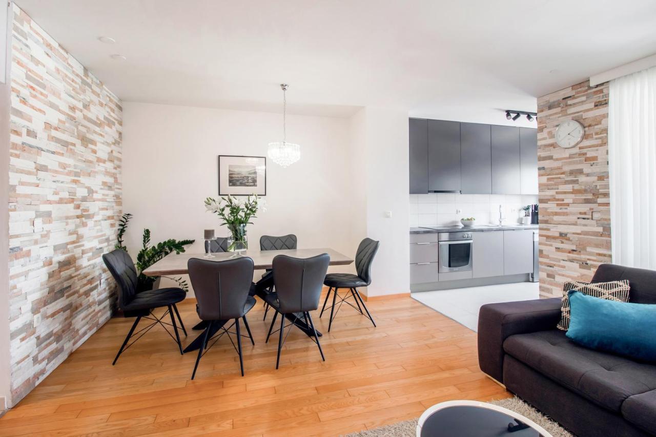 Apartment Montesa Zadar With Free Parking And Balcony Kültér fotó