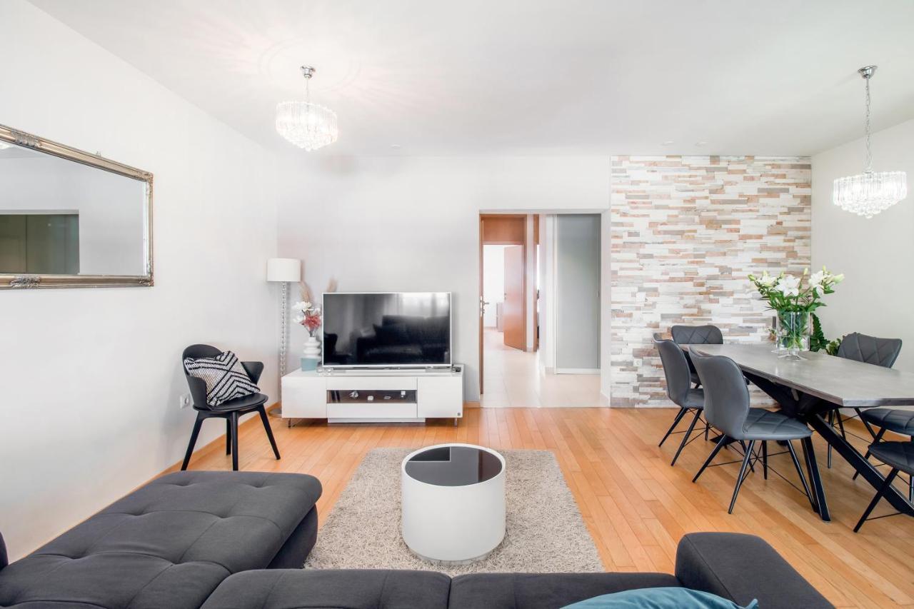 Apartment Montesa Zadar With Free Parking And Balcony Kültér fotó