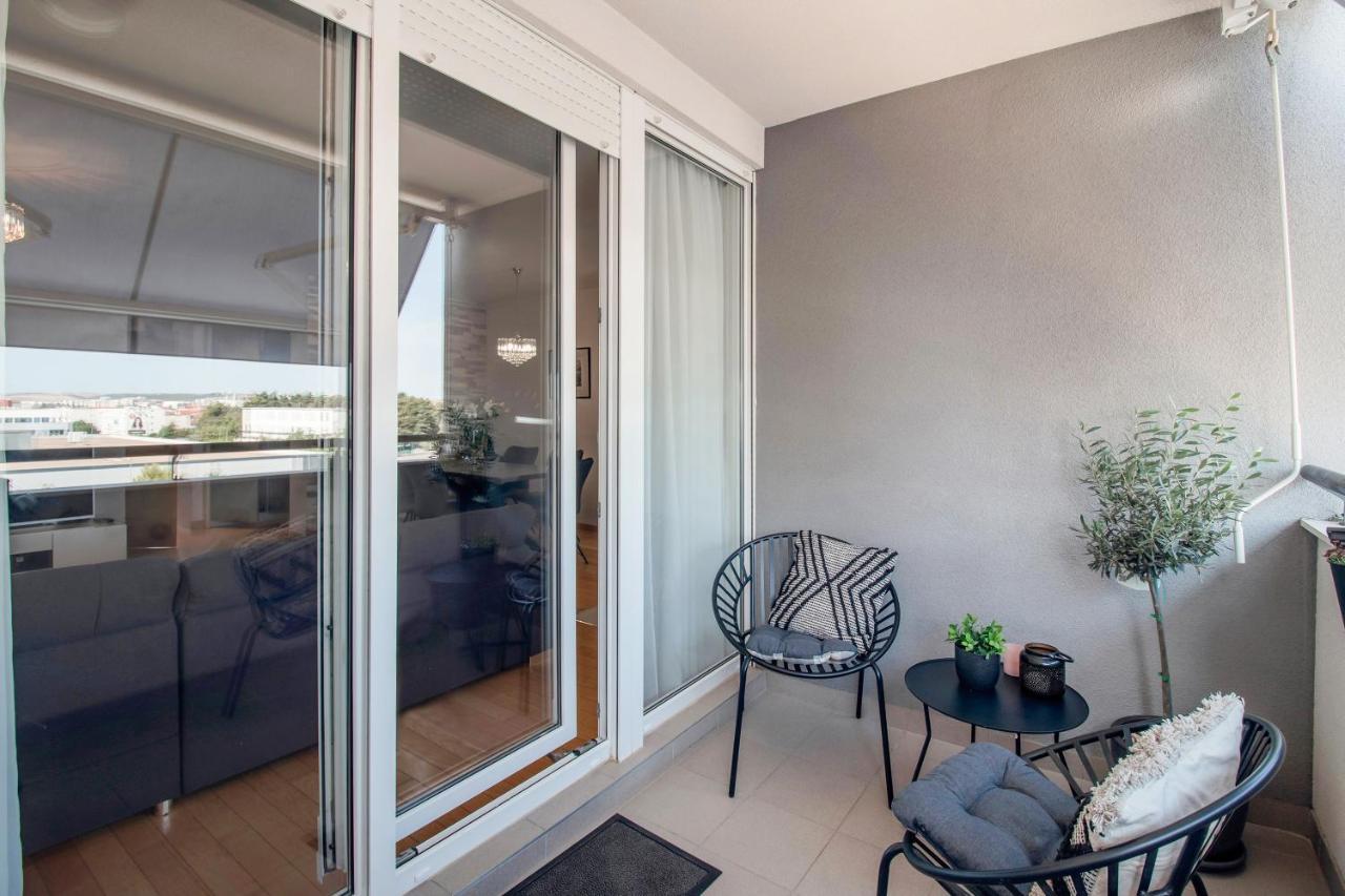 Apartment Montesa Zadar With Free Parking And Balcony Kültér fotó