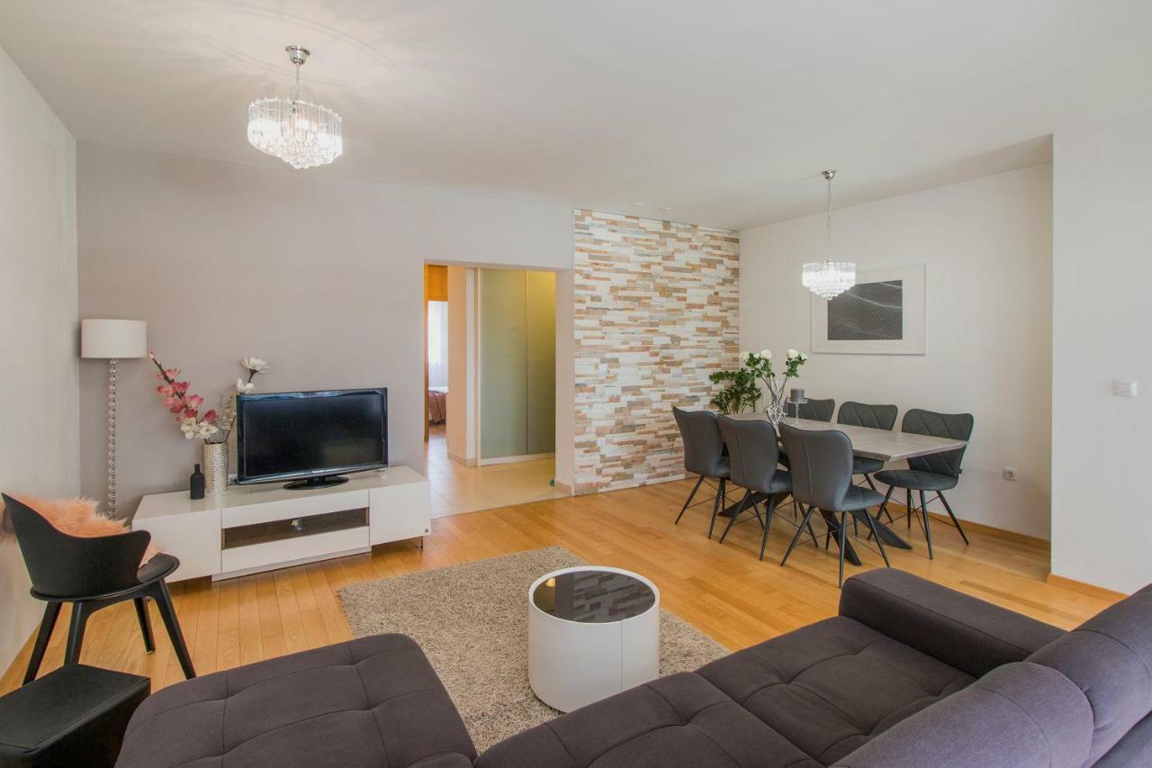 Apartment Montesa Zadar With Free Parking And Balcony Kültér fotó