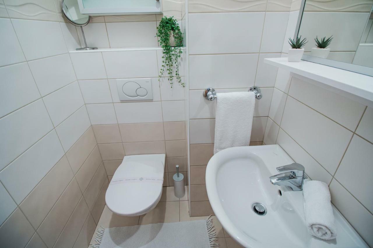 Apartment Montesa Zadar With Free Parking And Balcony Kültér fotó